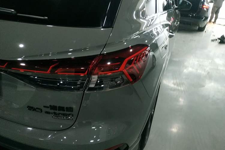 Used Audi Q4 e-tron 2023 50 e-tron quattro Visionary Edition
