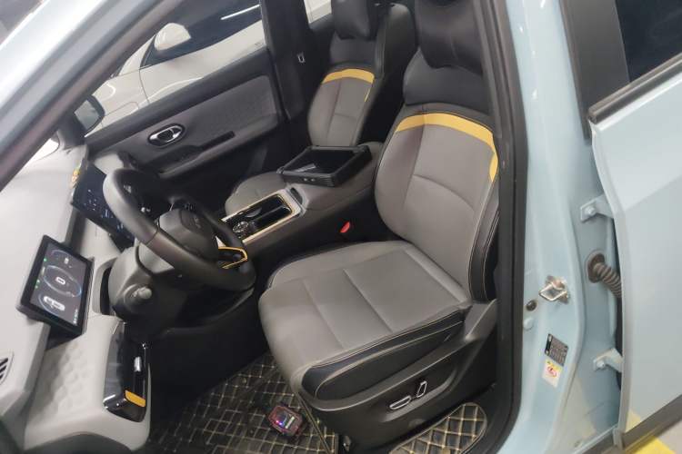 Used AION Y 2022 70 Intelligent Edition Lithium Iron Phosphate
