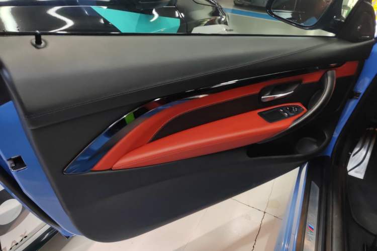 Used BMW M4 2014 M4 two-door coupe
