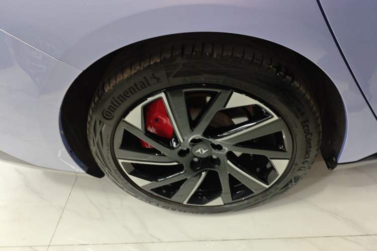 Used  eπ007 2024 Pure Electric 540 All-Wheel Drive Max Edition
