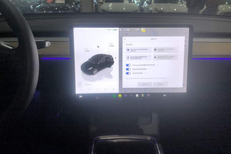 Used Tesla Model Y 2023 Long-Range All-Wheel-Drive Version
