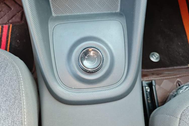 Used Wuling Hongguang New Energy 2025 Extended-Range Hybrid 50KM Comfort Version