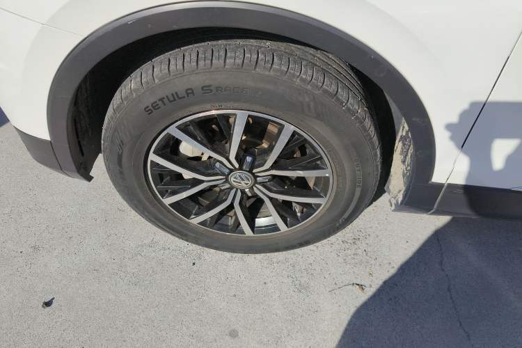 Used Volkswagen Tiguan L 2017 330TSI Automatic Two-Wheel Drive Luxury Edition
