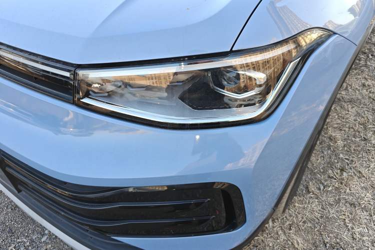 Used Volkswagen Tharu 2025 NewRui 300TSI Prestige Edition
