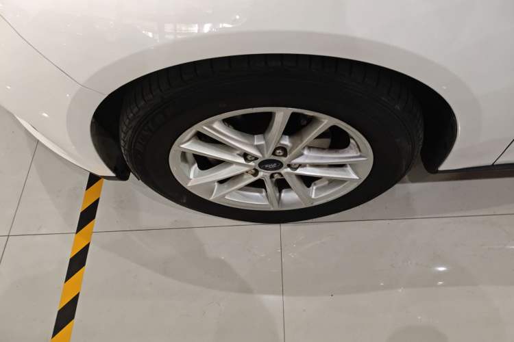 Used Ford Focus 2017 Sedan 1.6L Automatic Fashion Edition Smart Drive Version