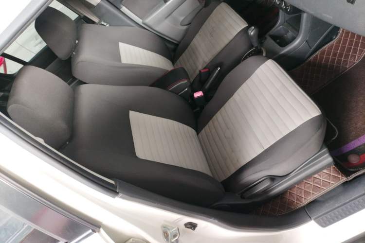 Used Suzuki Swift 2014 1.5L Automatic Fashion Edition
