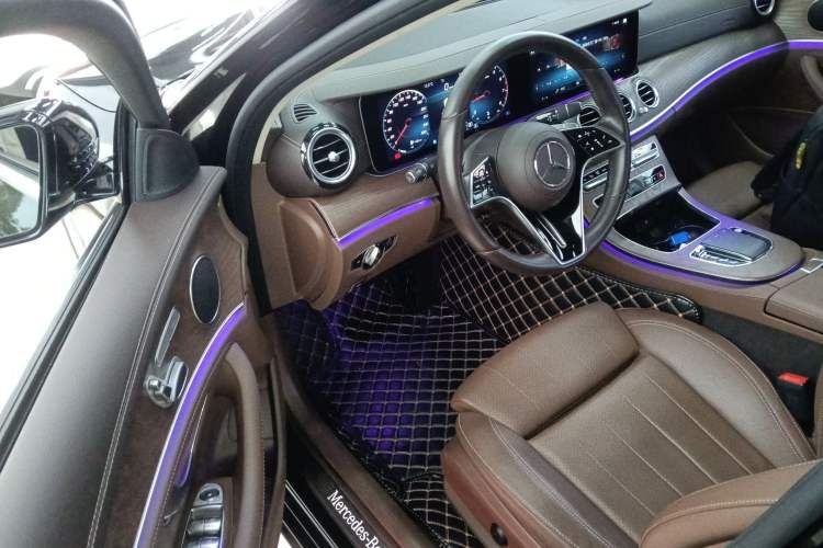 Used Mercedes-Benz E-Class 2023 E 260 L
