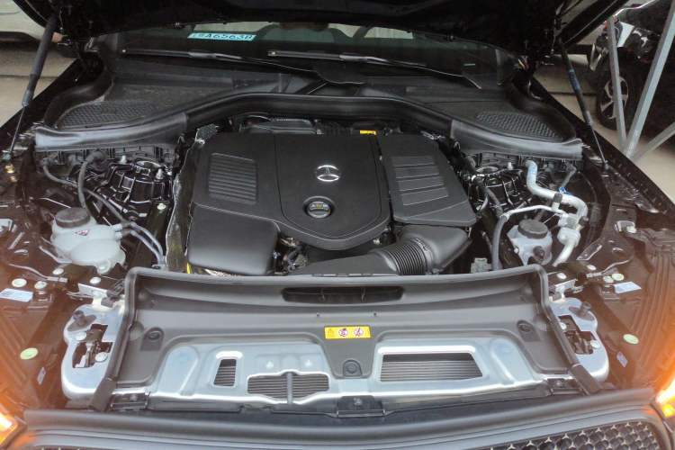 Used Mercedes-Benz GLC 2025 Refreshed GLC 300 L 4MATIC Dynamic Version 5 Seats
