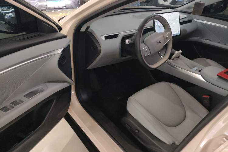 Used XPeng MONA M03 2024 620 with Ultra-Long Range
