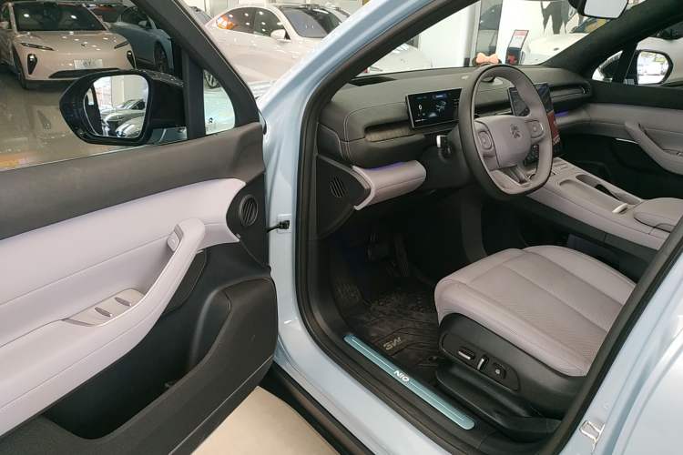 Used Nio EC6 2024 75 kWh
