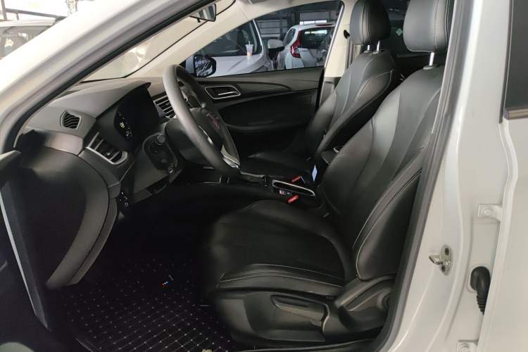 Used Roewe i5 2020 1.5L Automatic 4G Connect Luxury Flagship Edition