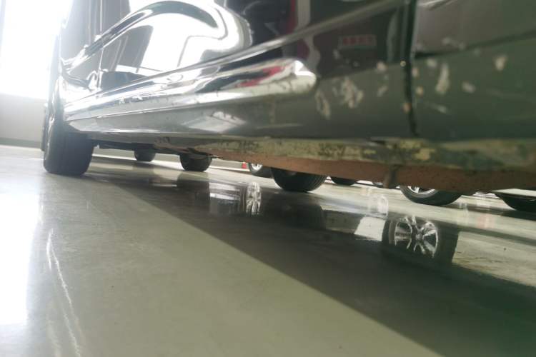 Used SAIC MAXUS G90 2022 2.0T Galaxy Seven-Seater Version
