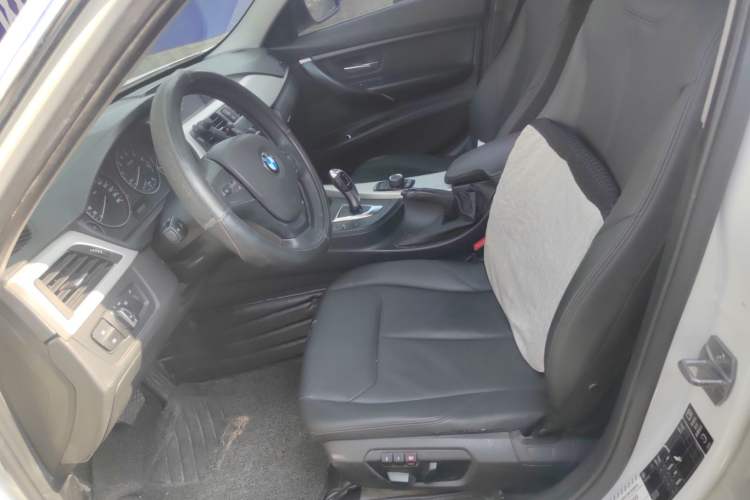 Used BMW 3 Series 2014 320Li Fashion Model
