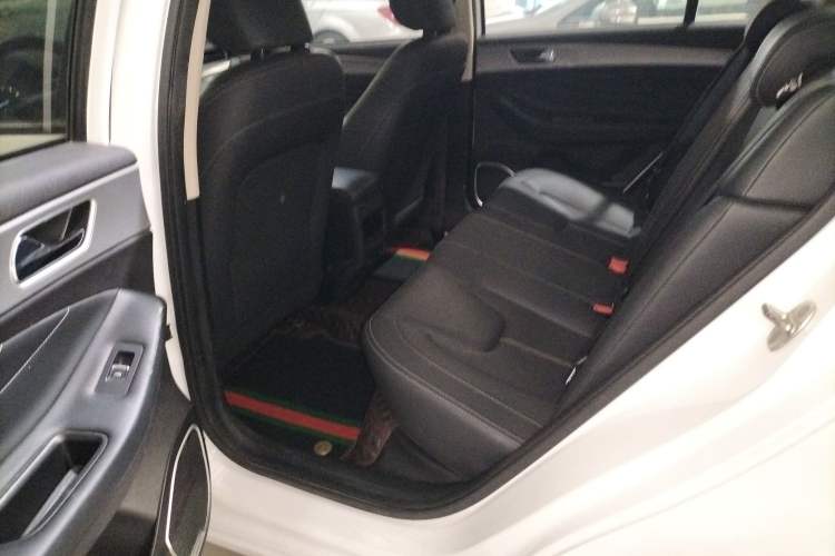 Used Chery Arrizo 5 2019 Facelifted PRO 1.5L Manual Youth Edition China VI Standard
