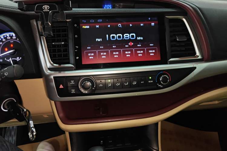 Used Toyota Highlander 2015 2.0T Two-Wheel Drive Elite Edition 7 Seats
