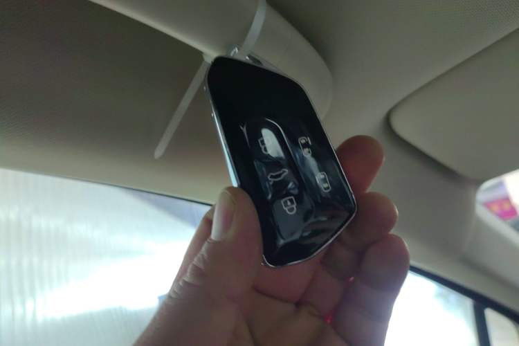 Used Volkswagen Viloran 2024 380TSI Luxury Edition
