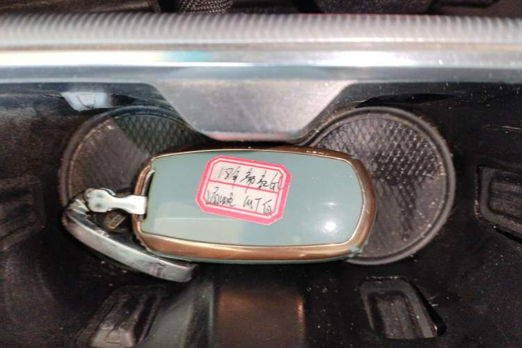 Used Geely Auto Emgrand GL 2018 1.4T Manual Elite Smart Connectivity Version
