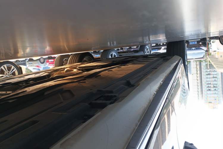 Used Mercedes-Benz E-Class 2020 E 300 L Sporty and Stylish Model
