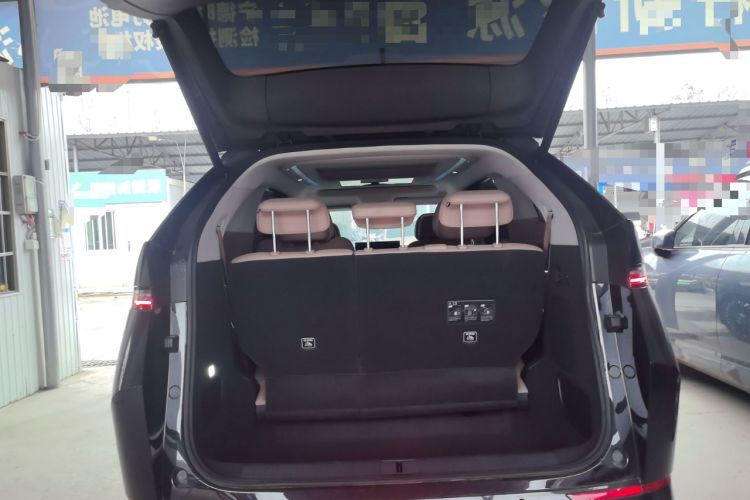 Used XPeng X9 2025 740 Ultra-Long Range Max