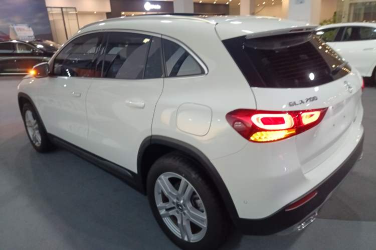 Used Mercedes-Benz GLA 2023 GLA 200
