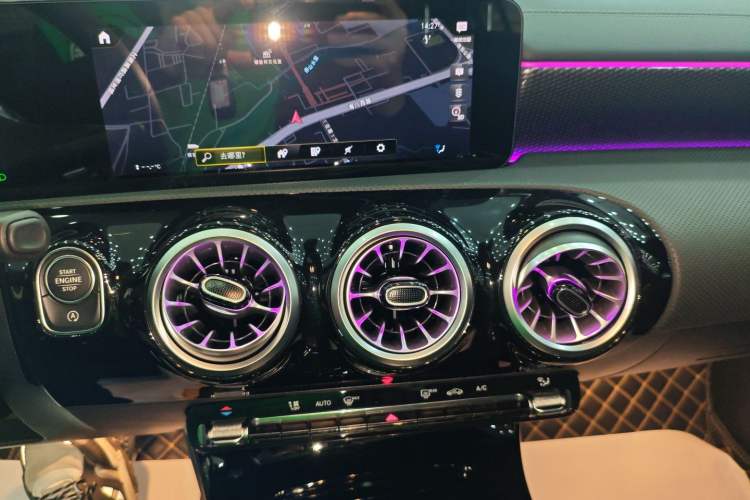 Used Mercedes-Benz A-Class 2022 Restyled A 200 L Sport Sedan Fashion Version
