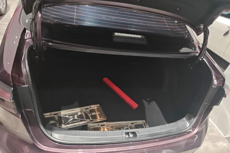 Used Toyota Levin 2021 Dual-Motor 1.8H E-CVT Leading Edition
