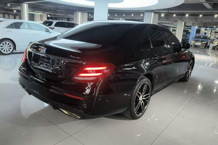 Used Mercedes-Benz E-Class 2017 Facelift E 200 Sport 4MATIC
