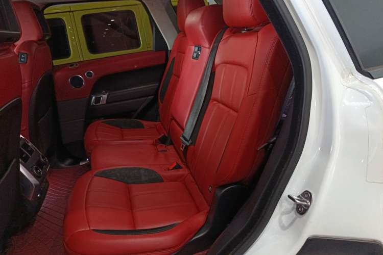 Used Land Rover Range Rover Sport 2020 3.0 L6 HSE DYNAMIC
