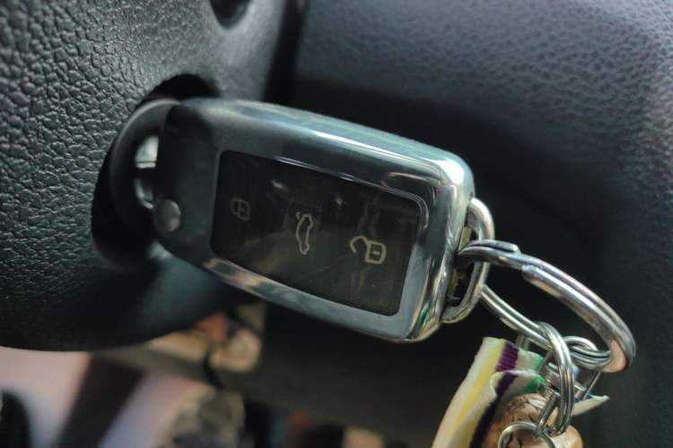 Used Volkswagen Bora 2017 1.6L Automatic Fashion Model