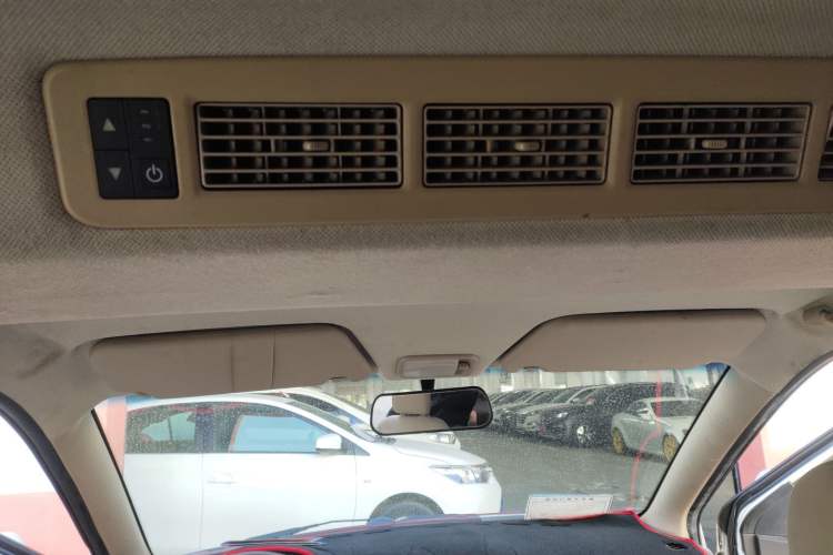 Used Wuling Hongguang 2014 1.5L S Standard Version
