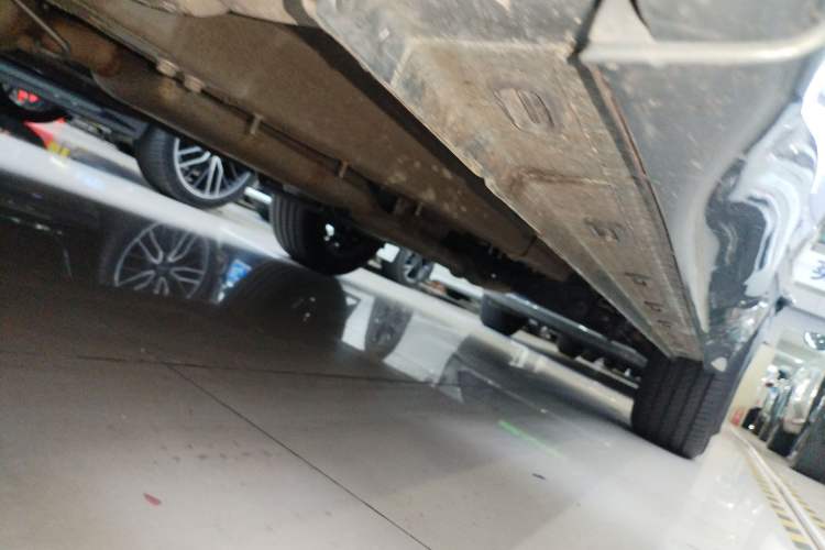 Used Chery Tiggo 9 2023 2.0T Dual-Clutch Two-Wheel Drive Prestige Version 5 Seats
