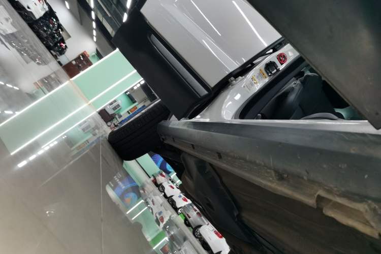 Used Land Rover Range Rover Evoque 2018 240PS PURE Style Edition
