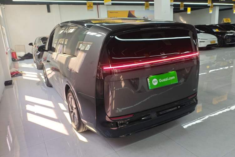Used Li Auto MEGA 2024 Ultra Model