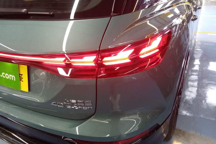 Used Audi Q5 e-tron 2022 40 e-tron Starlight Edition Mech Kit