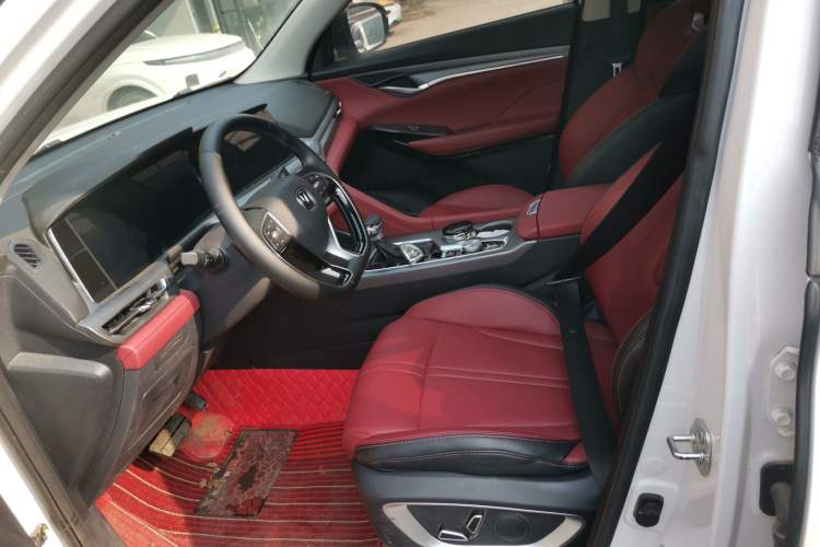 Used Changan CS75 PLUS 2022 1.5T Automatic Luxury Model
