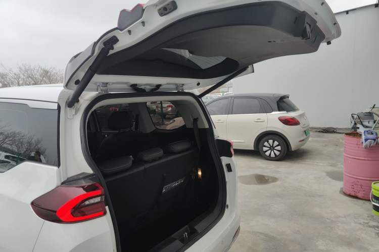 Used GAC Trumpchi M6 2023 PRO 270T DCT Luxury Edition
