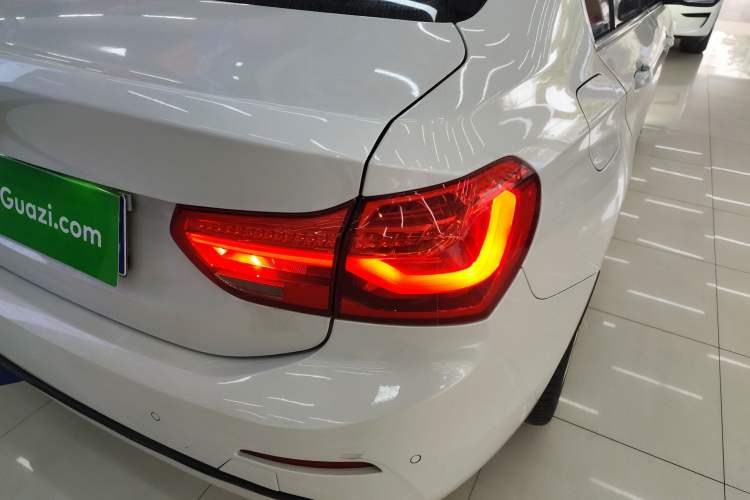 Used BMW 1 Series 2018 118i Design Package Edition
