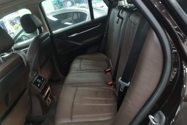 Used BMW X5 2017 xDrive28i
