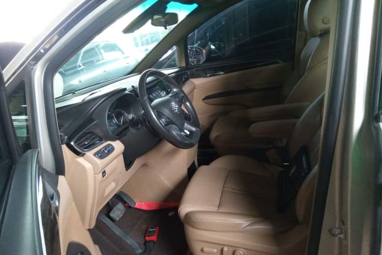 Used Buick GL8 2018 ES 28T Luxury Model China VI Standard
