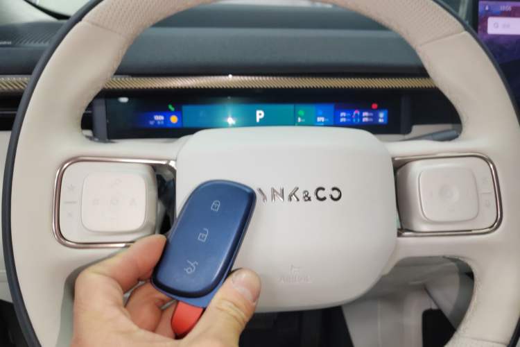 Used Lynk & Co 900 2025 1.5T Ultra
