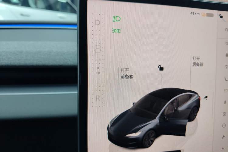 Used Tesla Model 3 2023 Rear-Wheel-Drive Version
