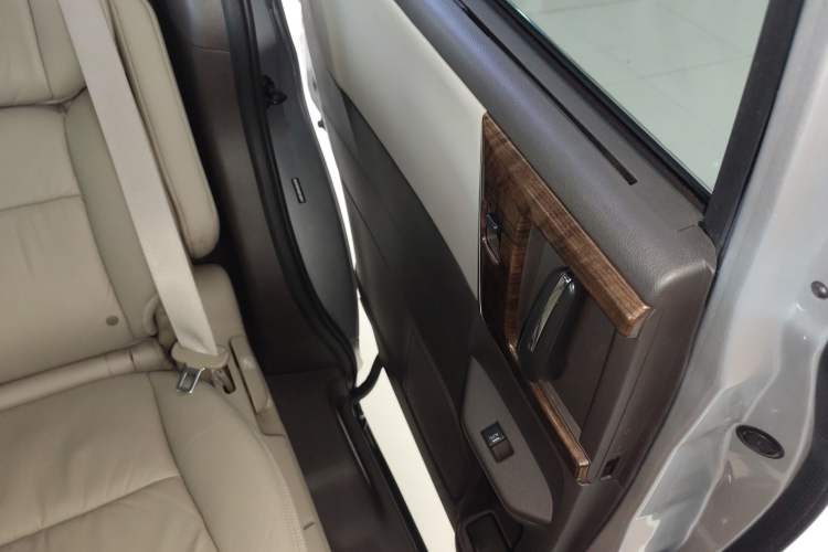 Used Honda Odyssey 2015 Revised Version 2.4L Supreme Edition
