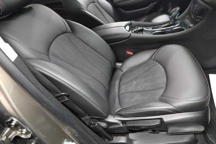 Used Buick Envision 2017 20T Two-Wheel Drive Leading Version
