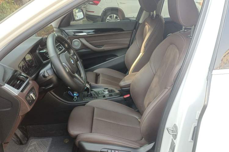 Used BMW X1 2022 sDrive25Li Leading Model
