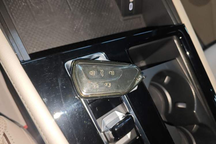 Used Volkswagen Viloran 2022 380TSI Prestige Edition
