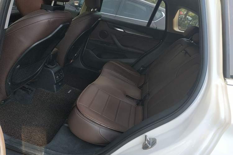 Used BMW X1 2016 sDrive20Li Luxury Model
