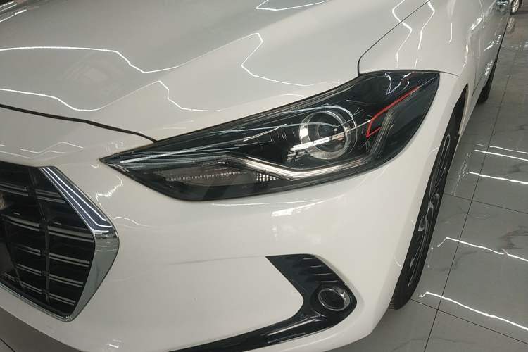 Used Hyundai Elantra 2019 1.4T Dual-Clutch Xuan Dong · Dynamic Model
