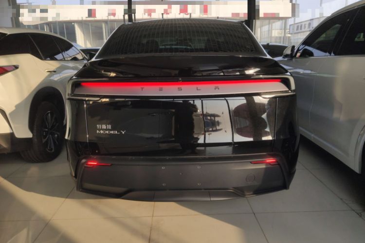 Used Tesla Model Y 2026 Rear-Drive Model