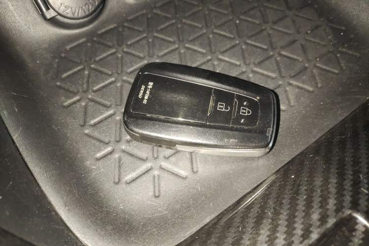 Used Toyota RAV4 2020 2.0L CVT Two-Wheel Drive Fashion PLUS Edition
