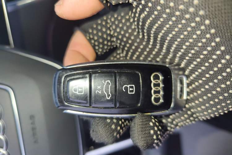 Used Audi A6L 2022 40 TFSI Luxury Dynamic Model
